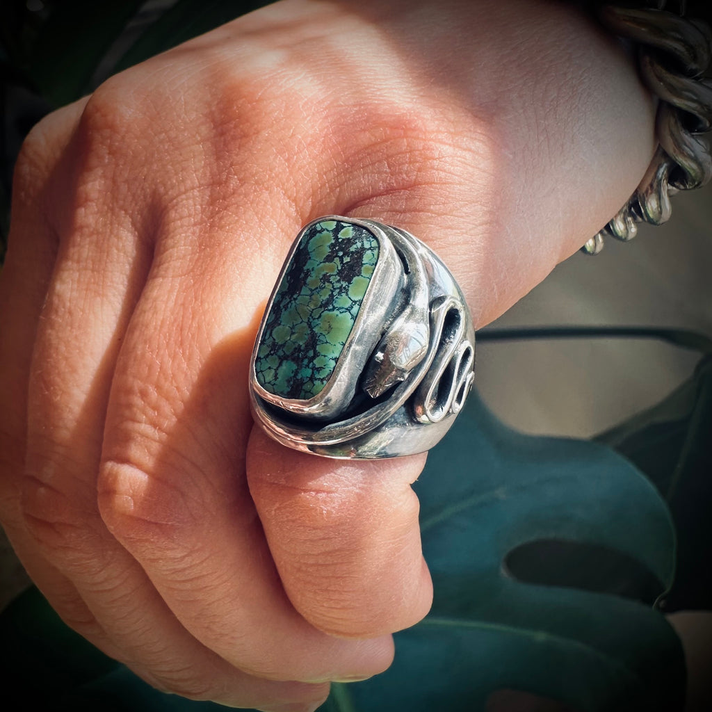 Size 6 (L 1/2) Sterling silver hallmarked snake and turquoise ring