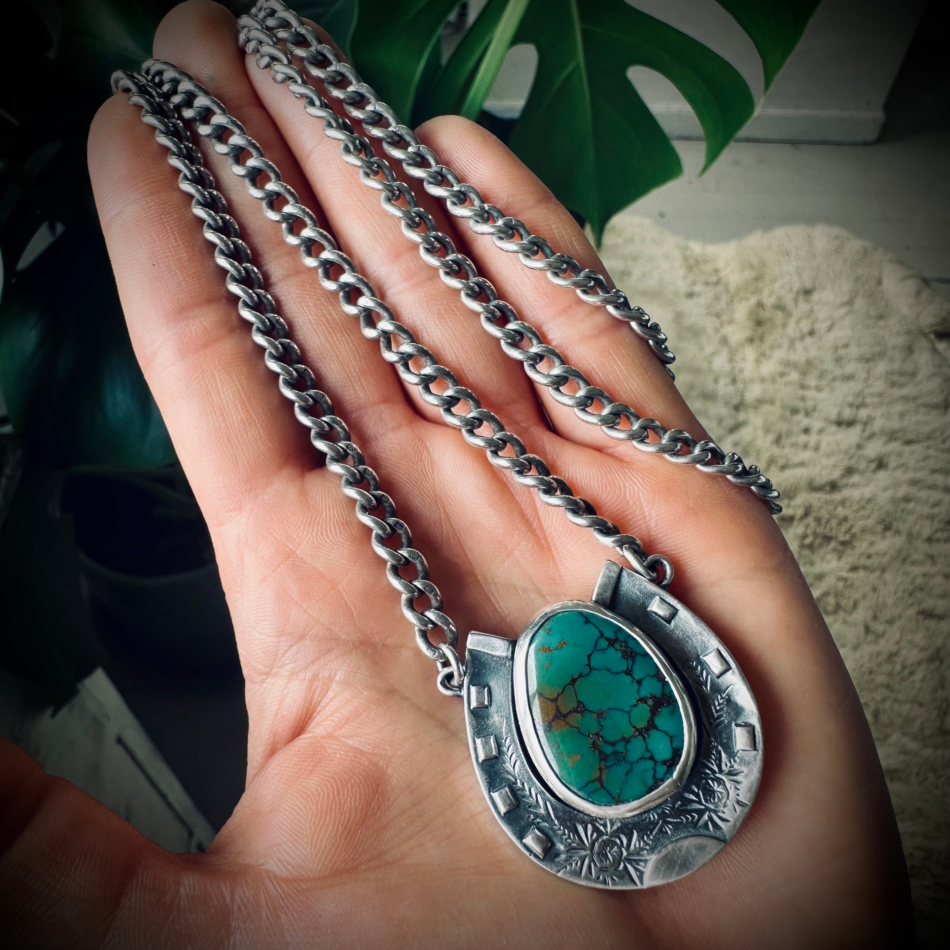 Sterling silver hallmarked lucky horseshoe necklace with turquoise and 24” antique heavy chain