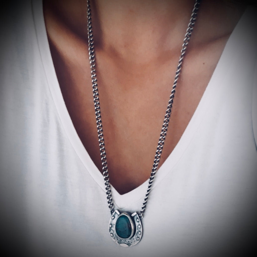Sterling silver hallmarked lucky horseshoe necklace with turquoise and 24” antique heavy chain