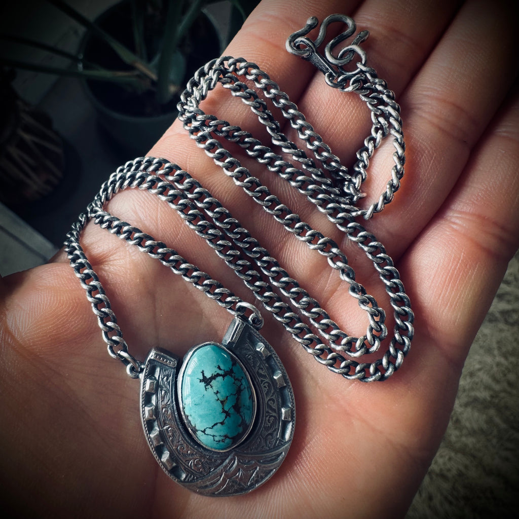 Sterling silver hallmarked lucky horseshoe necklace with turquoise and 20” chain