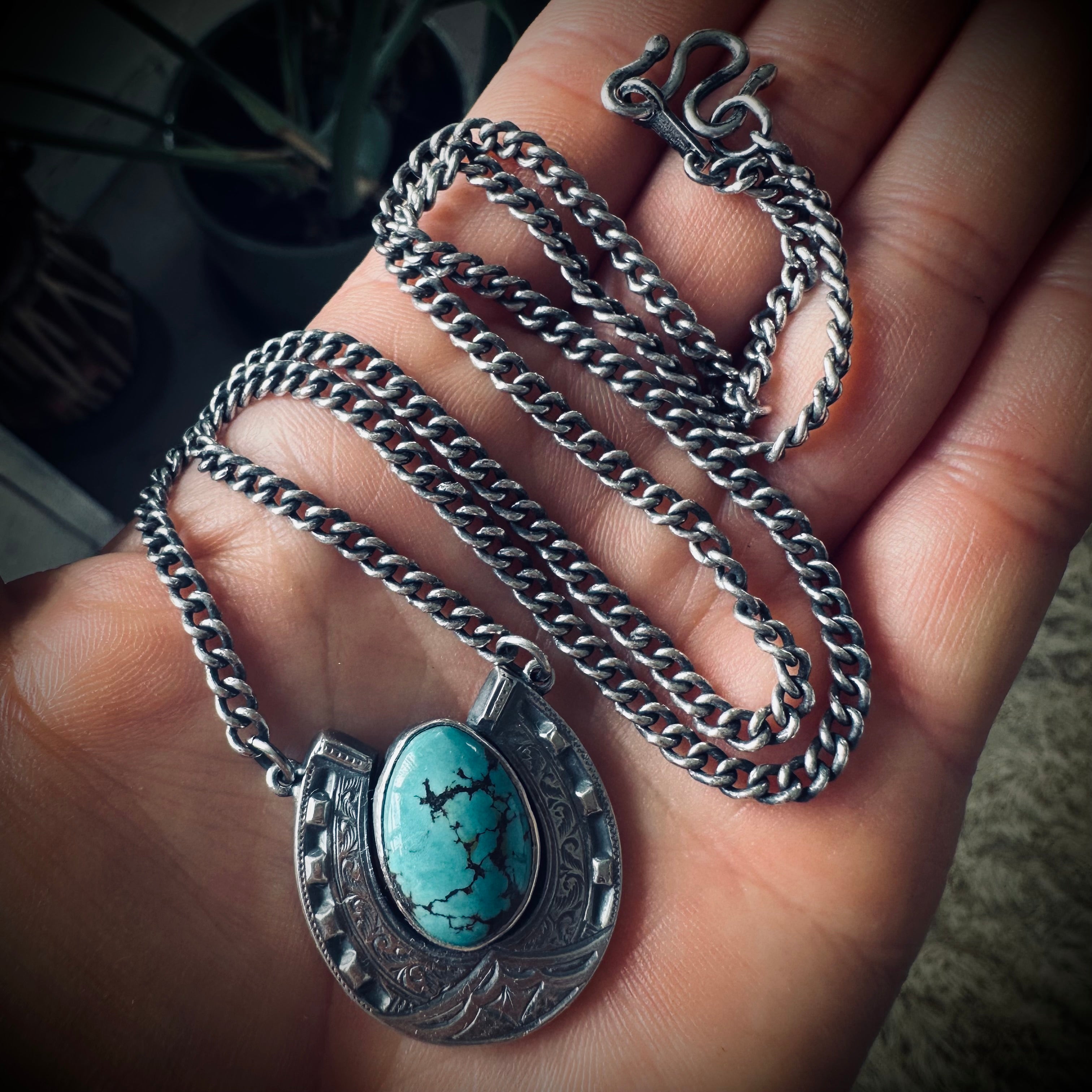 Sterling silver hallmarked lucky horseshoe necklace with turquoise and 20” chain