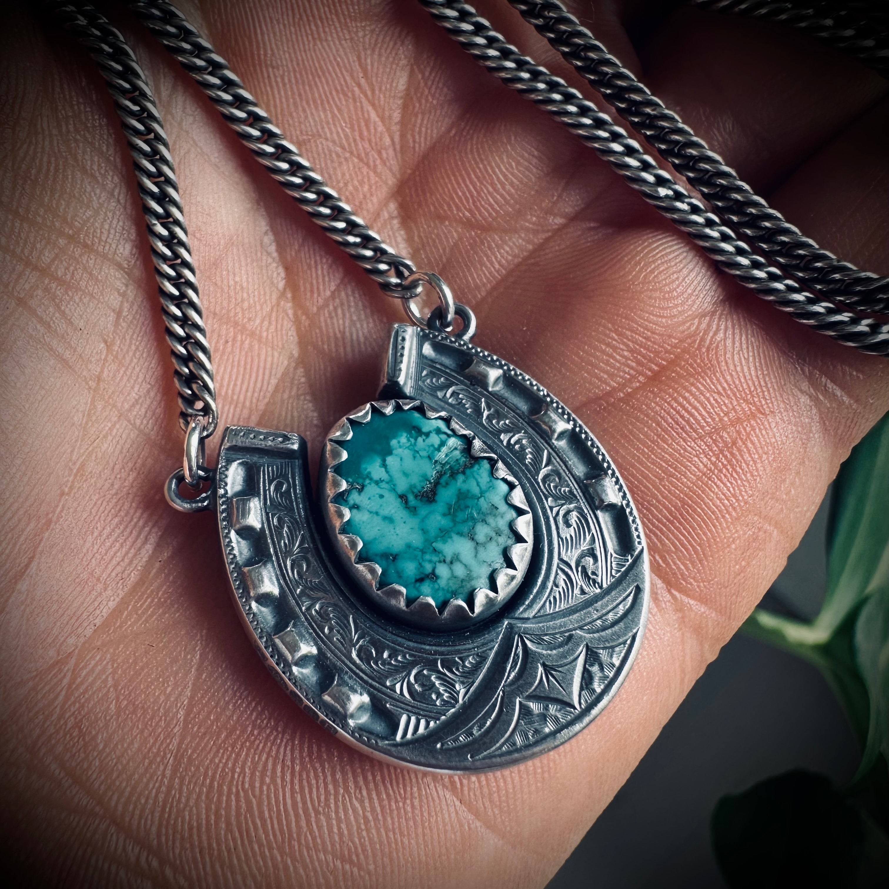 20” lucky horseshoe necklace in hallmarked sterling silver with turquoise on antique guard chain