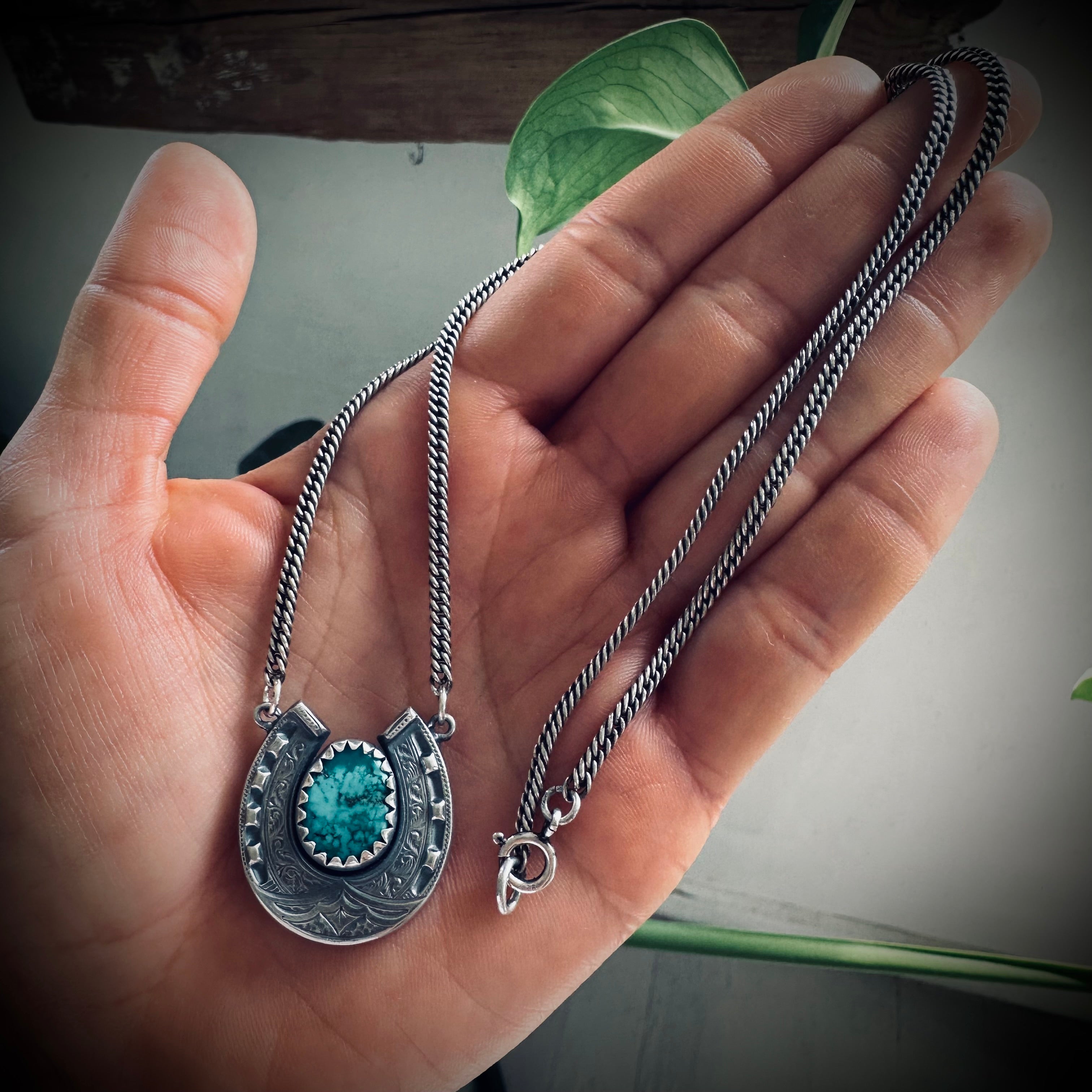 20” lucky horseshoe necklace in hallmarked sterling silver with turquoise on antique guard chain