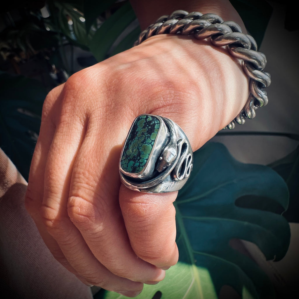 Size 6 (L 1/2) Sterling silver hallmarked snake and turquoise ring