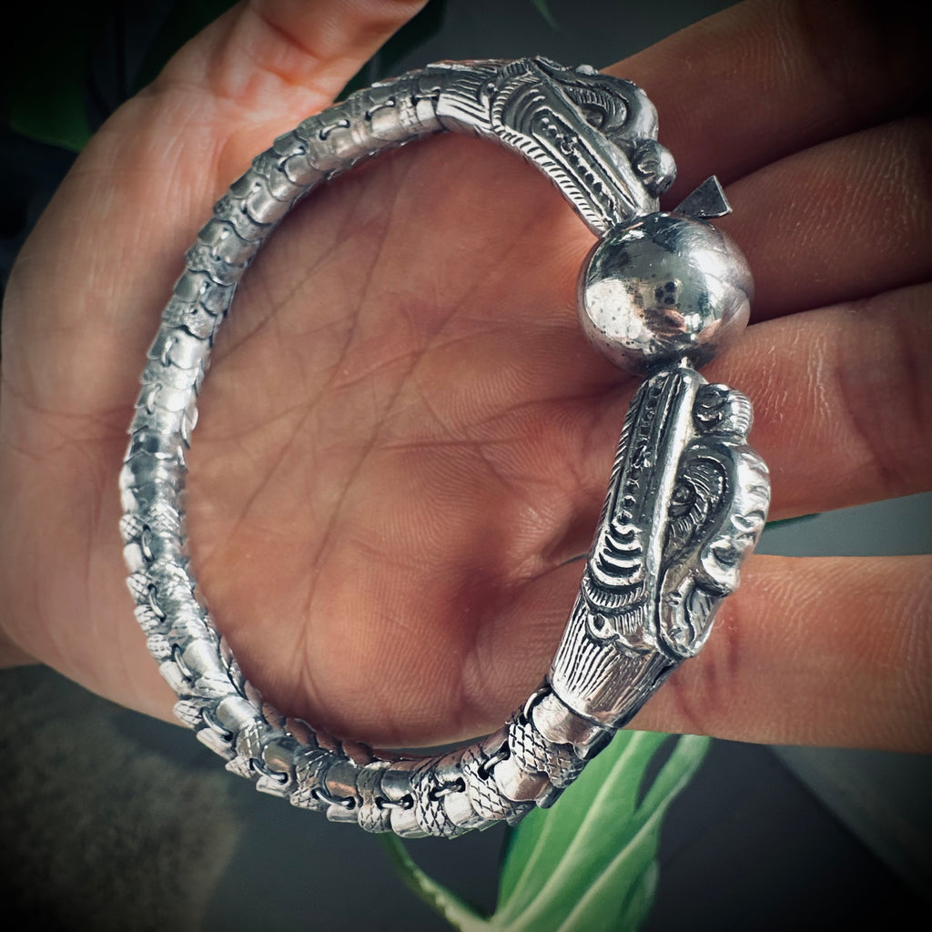 8.5” vintage handmade sterling silver articulated rare dragon bracelet