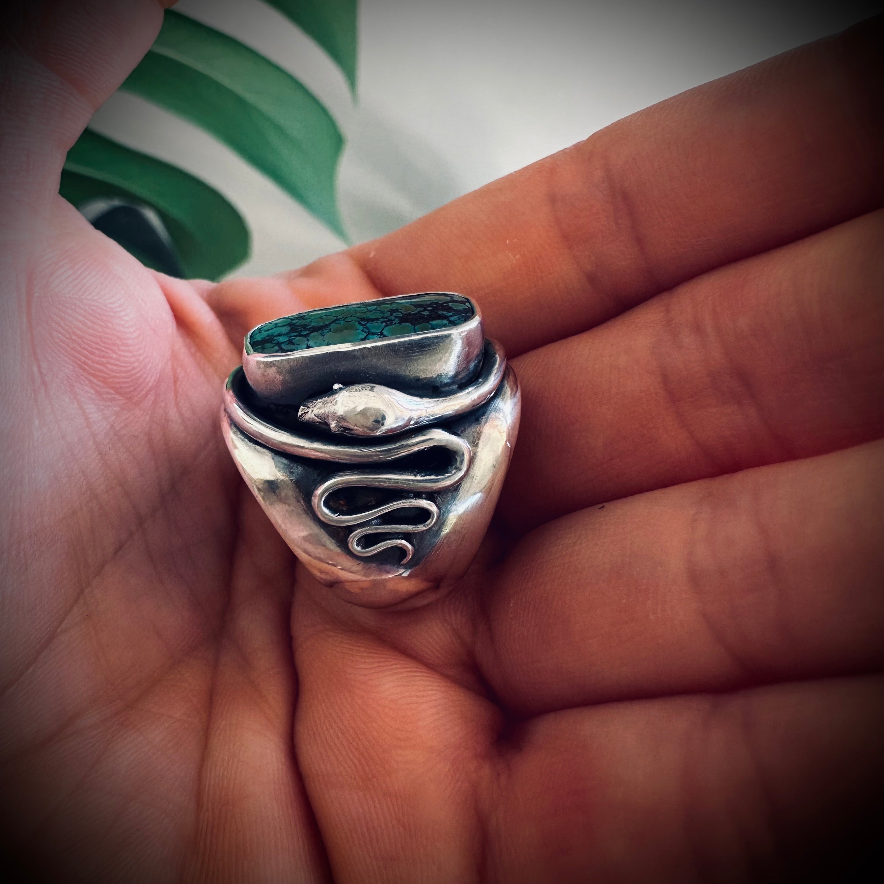Size 6 (L 1/2) Sterling silver hallmarked snake and turquoise ring