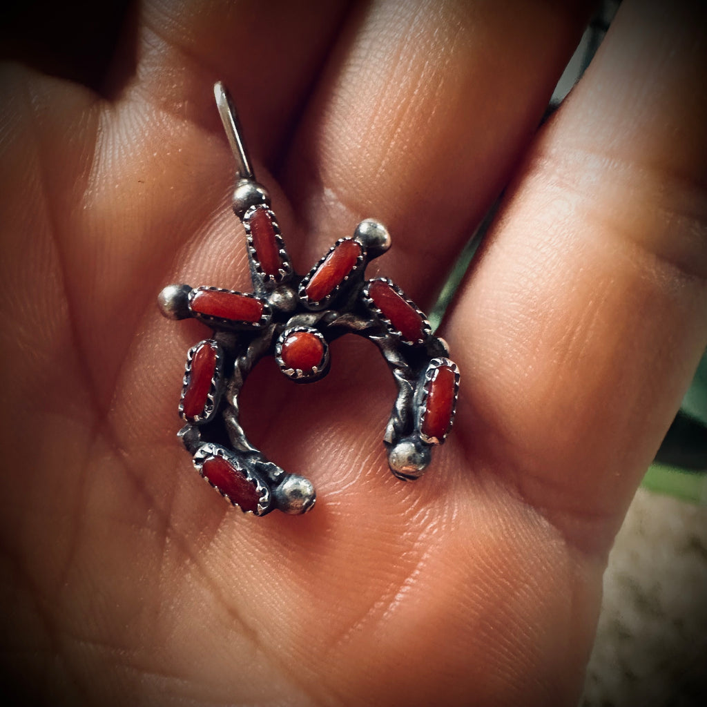 Mini Native American red coral naja pendant in sterling silver (teeth missing on a small part of the setting)