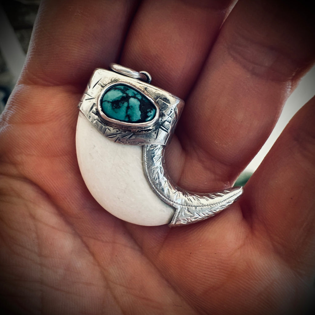 Sterling silver hallmarked claw-style pendant with turquoise and deer antler
