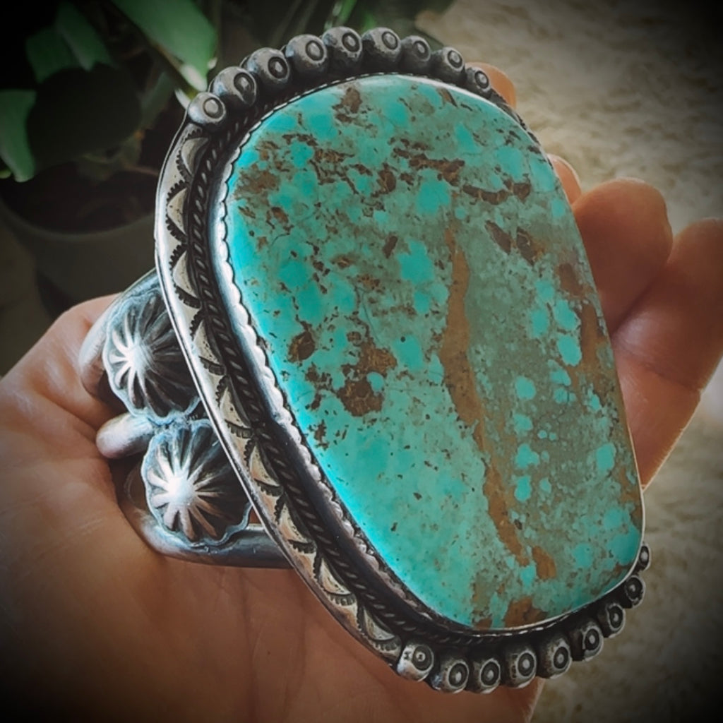 132g “Cuffzilla” vintage Native American cuff bracelet in heavy sterling silver with XL turquoise stone and stud details
