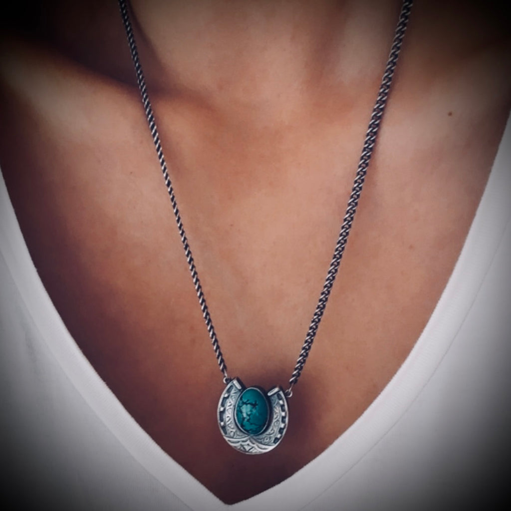 Sterling silver hallmarked lucky horseshoe necklace with turquoise and 20” chain