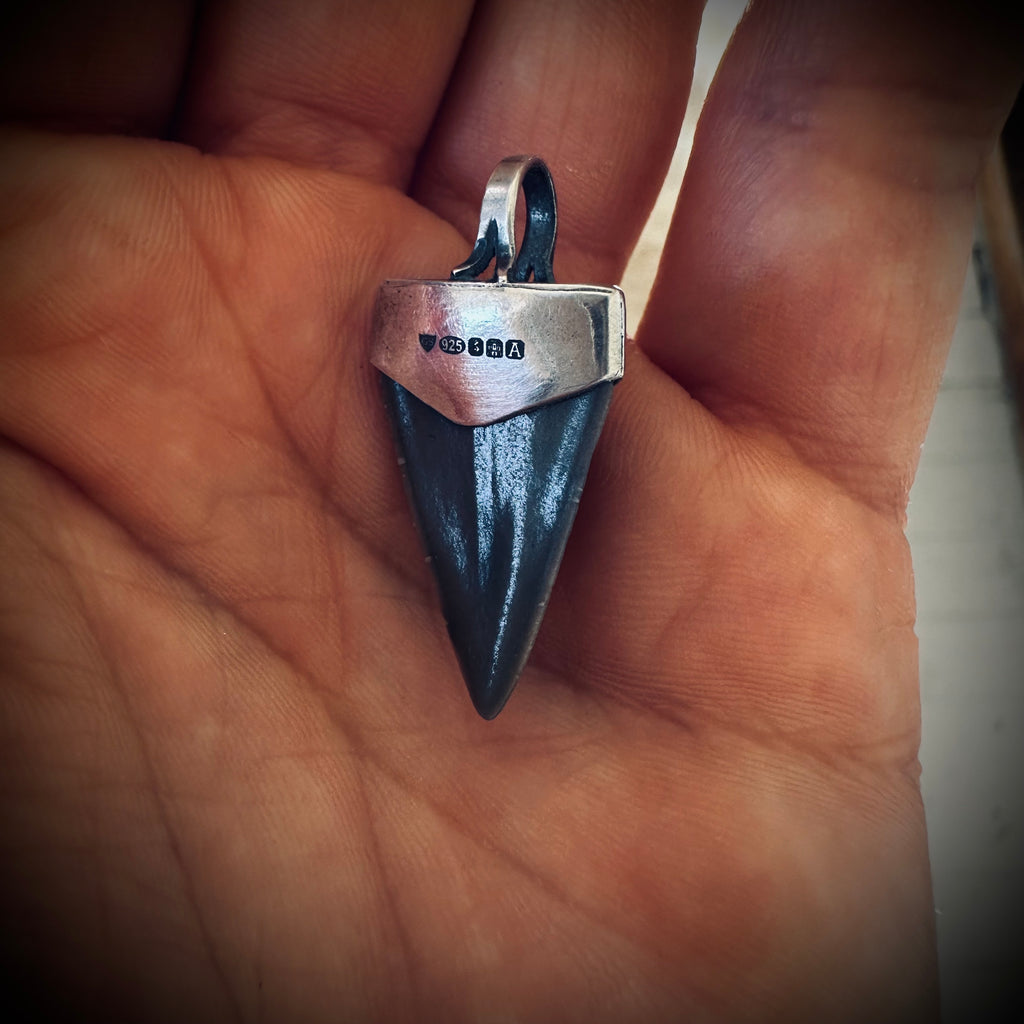 Sterling silver hallmarked fossil shark tooth pendant with skull
