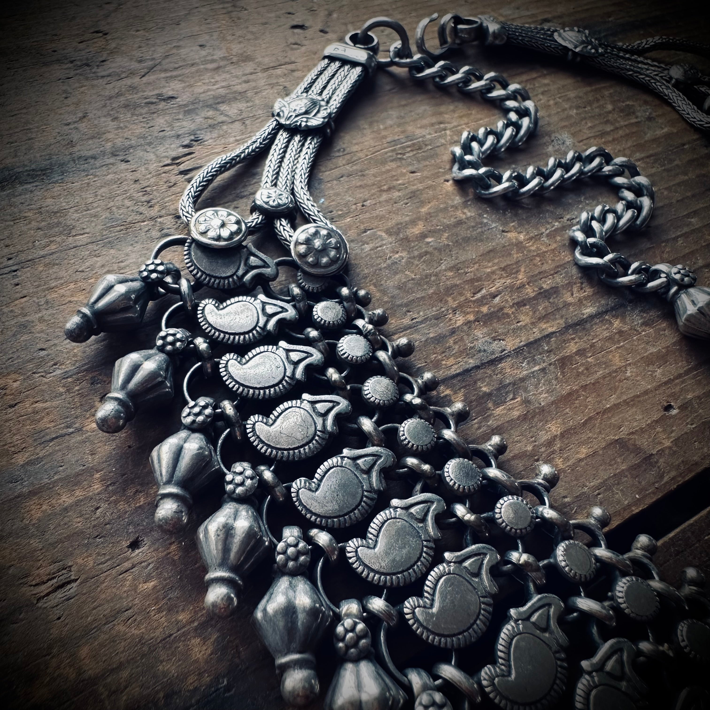 248g 16” + 6” extender big heavy Indian vintage bib necklace with chunky bolt ring in sterling silver