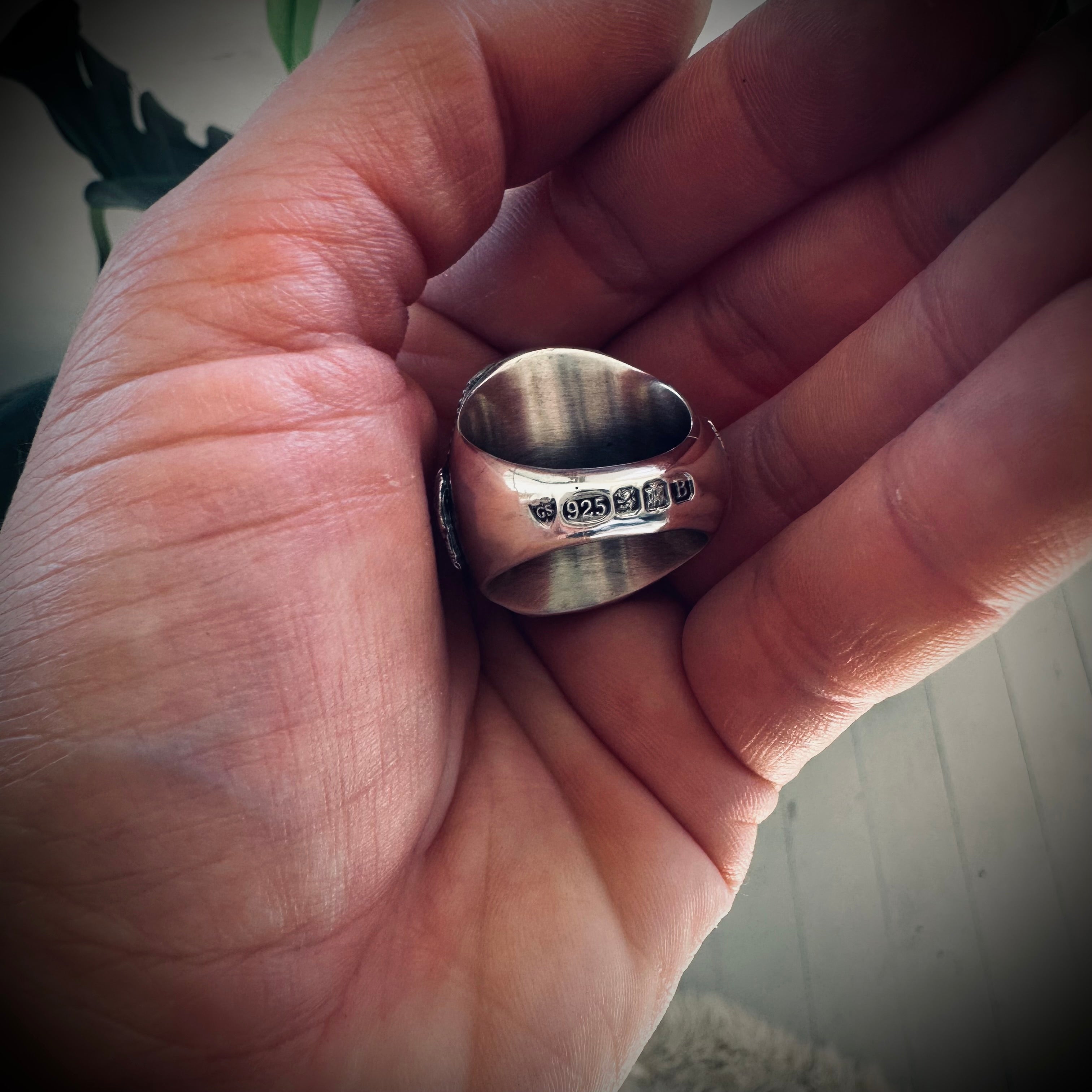 Size 8.5 (Q 1/2) Sterling silver hallmarked turquoise winged Isis ring