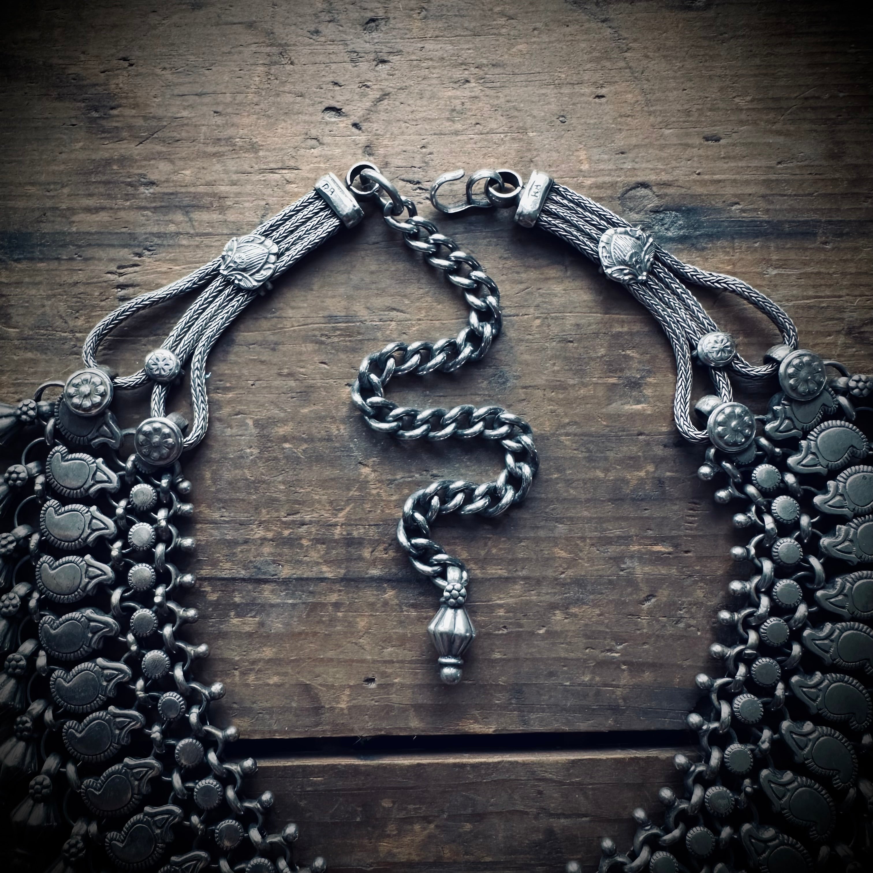 248g 16” + 6” extender big heavy Indian vintage bib necklace with chunky bolt ring in sterling silver