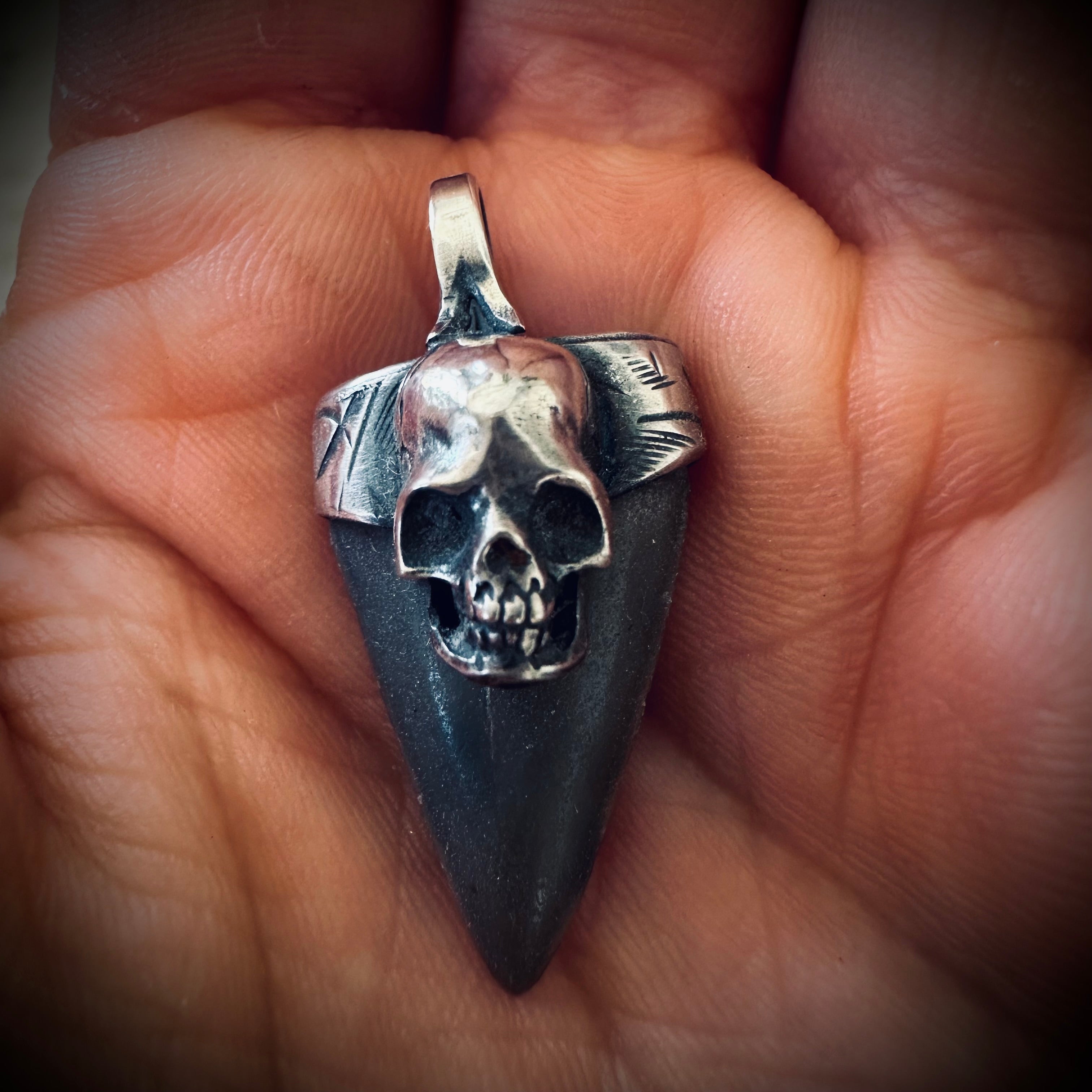 Sterling silver hallmarked fossil shark tooth pendant with skull