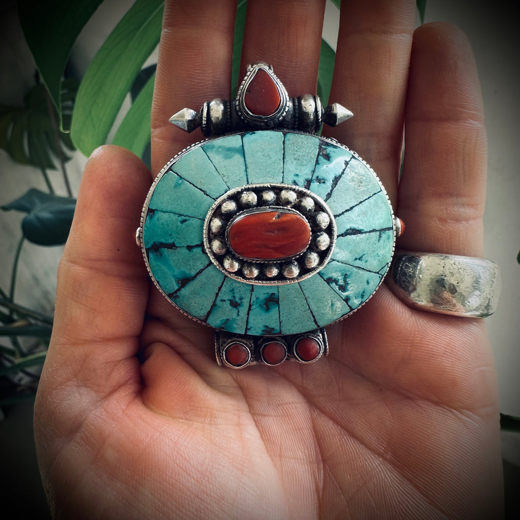 Large heavy vintage Tibetan gau prayer box pendant in sterling silver and copper with snake