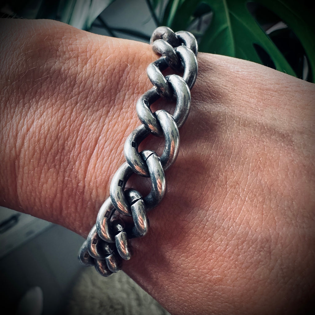 Vintage large 10” 65g sterling silver chain bracelet - hallmarked on each link (10mm wide open links)