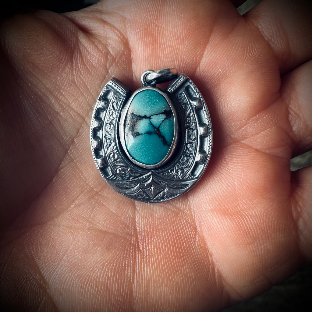 Sterling silver hallmarked lucky horseshoe necklace with turquoise